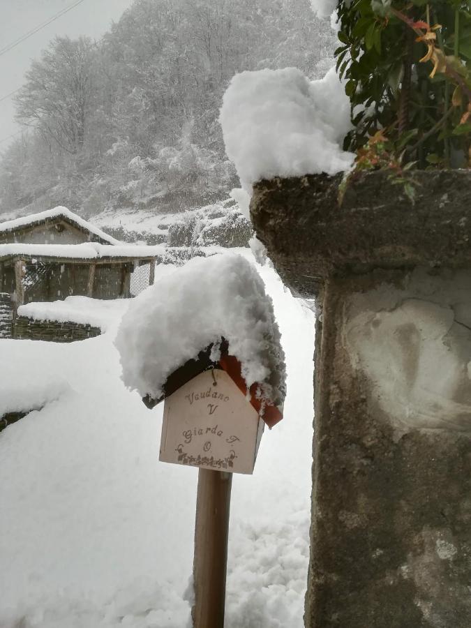 Shanty Calasca-Castiglione Buitenkant foto