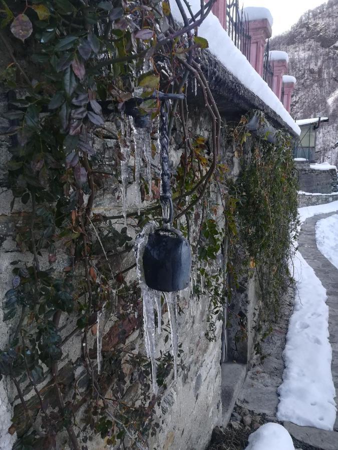 Shanty Calasca-Castiglione Buitenkant foto