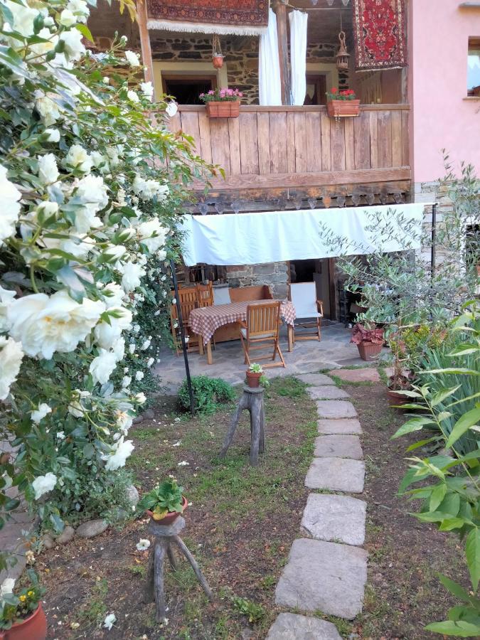 Shanty Calasca-Castiglione Buitenkant foto